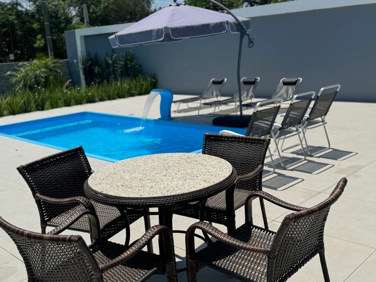 Excelente casa com piscina e apartamentos com ar condicionados. - Foto 6