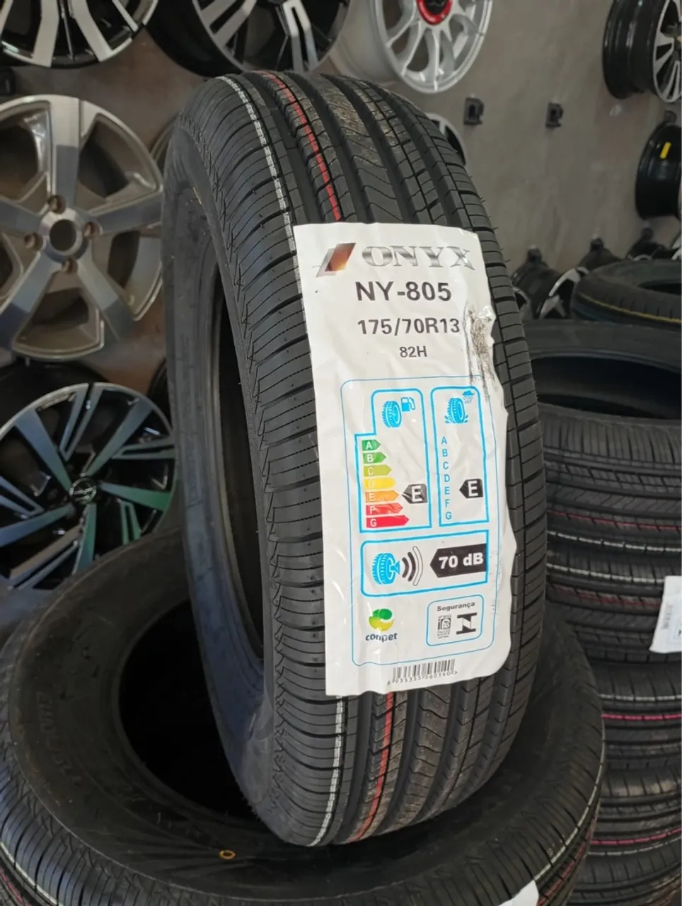Oferta de pneus novos e originais.
