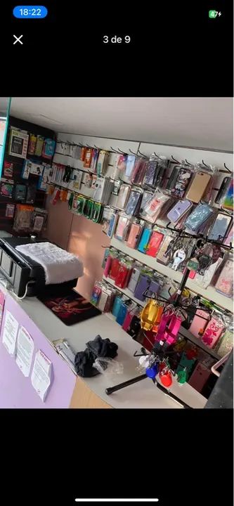 Banca para comércio com luz ao lado de mercado - Foto 5