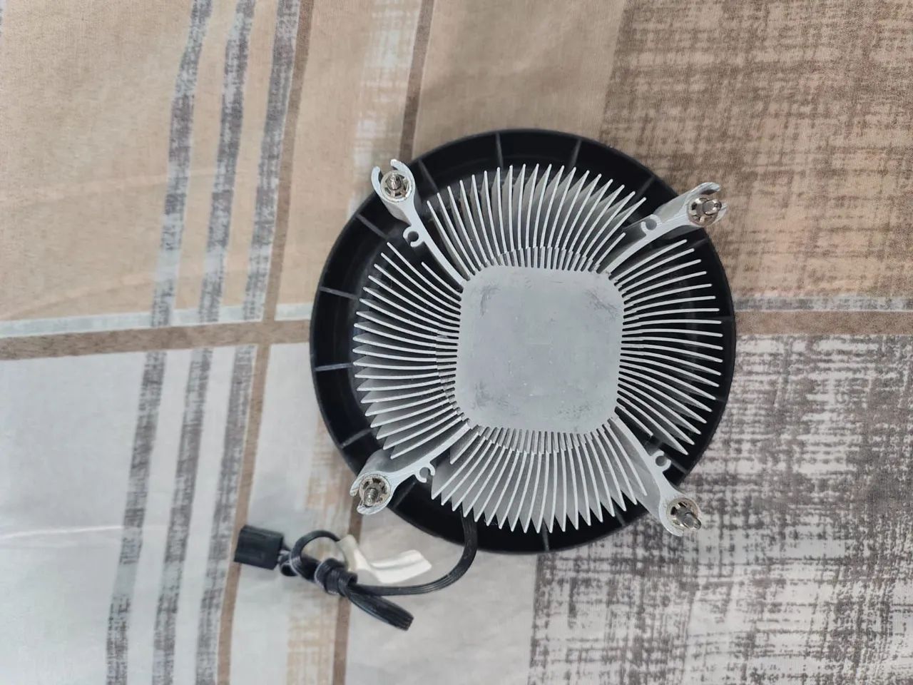 cooler box com RGB para Intel AURAG1 - Foto 3