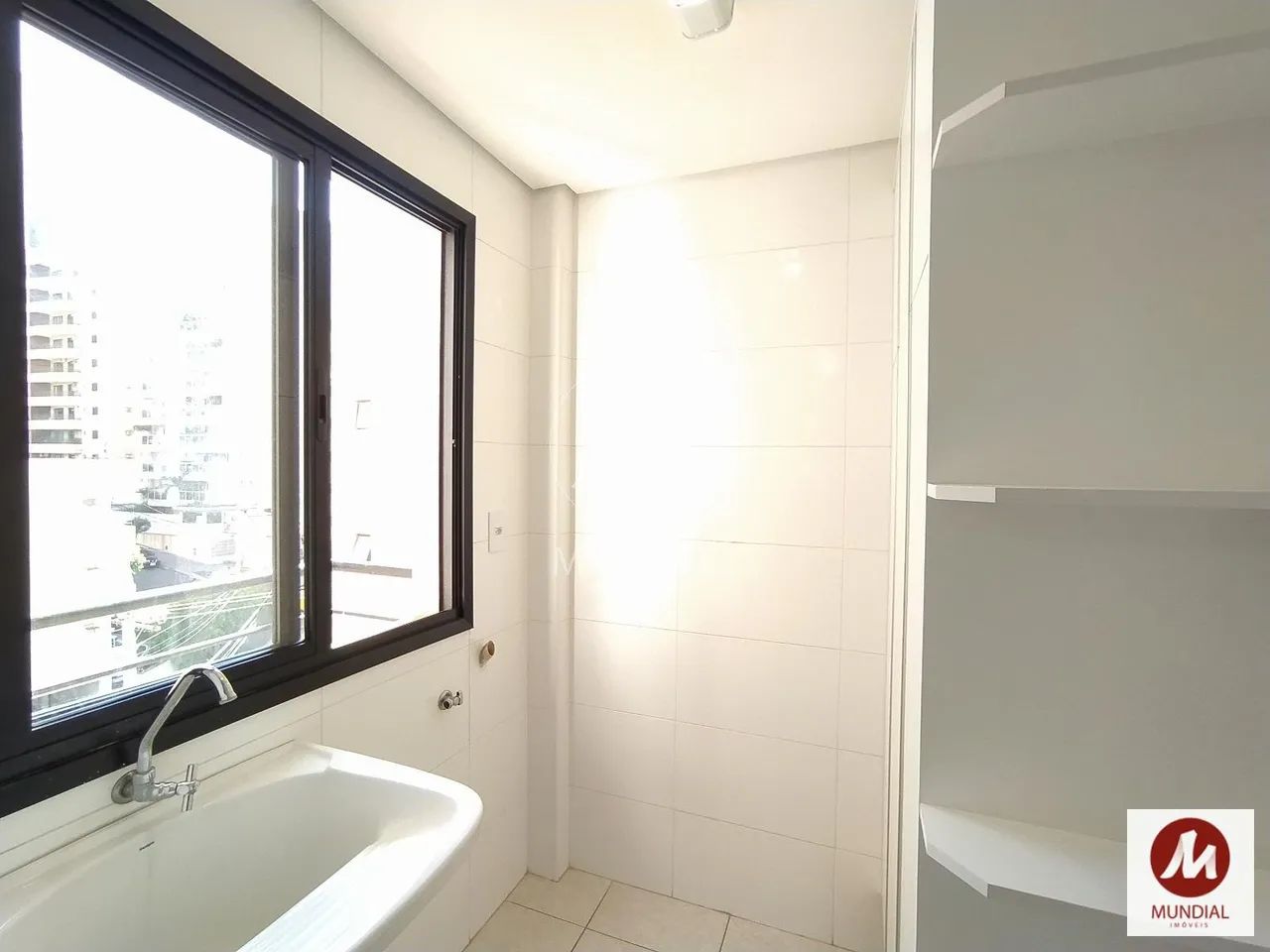 Apartamento (tipo - padrao) 1 dormitórios, cozinha planejada, portaria 24hs, elevador, em  - Foto 6