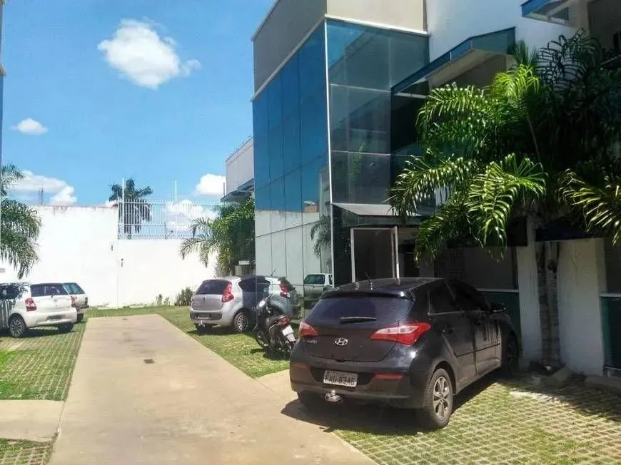 RES.SANCHEZ Ap 35m² 1/4 sendo 1 Suite com planejados Prox UFMT