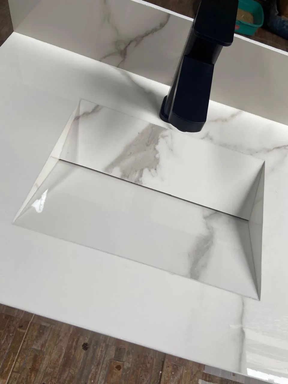 Pia de banheiro em porcelanato - Foto 3