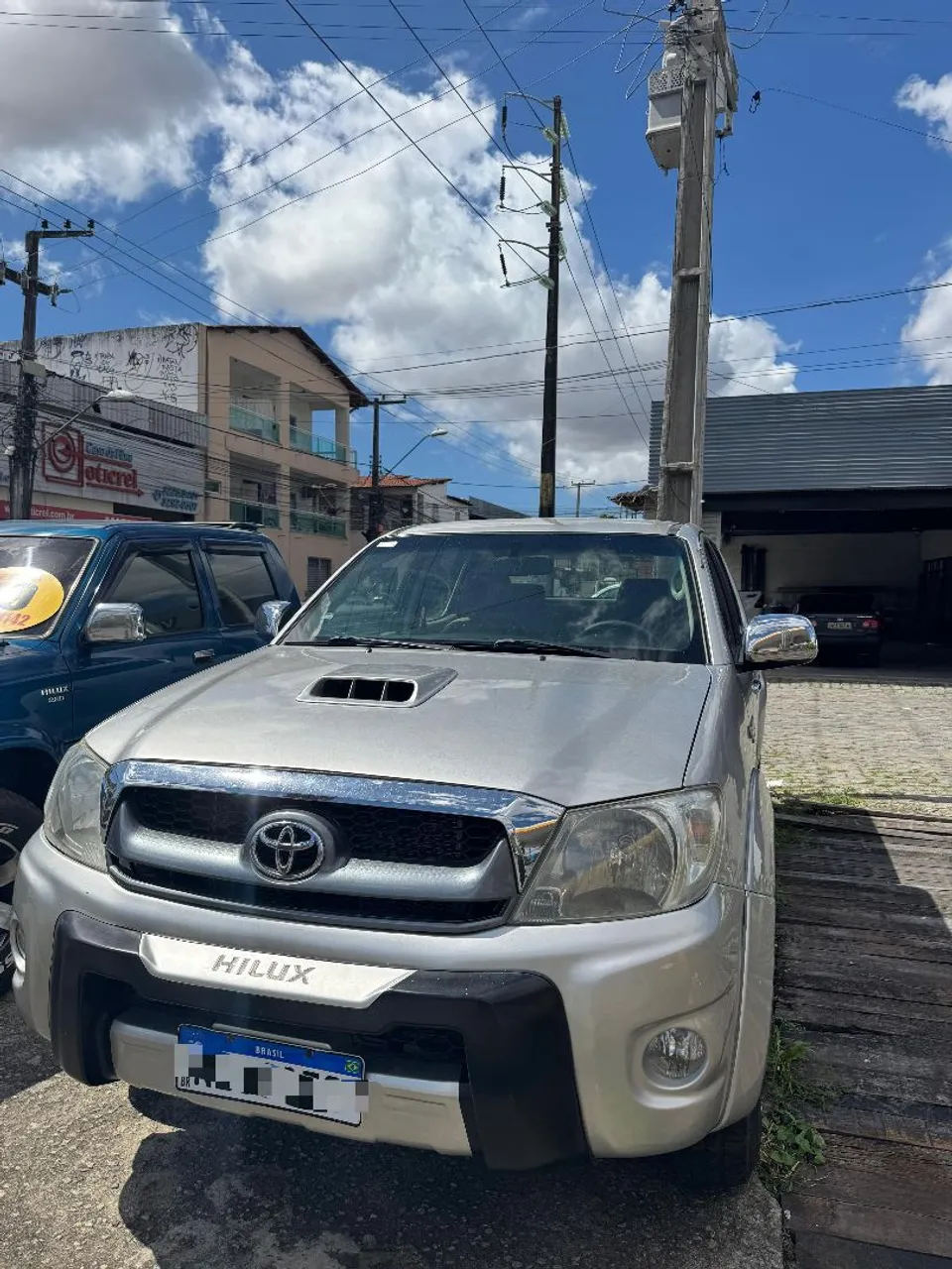 TOYOTA HILUX SRV 3.0 DIESEL 4X4 AT.