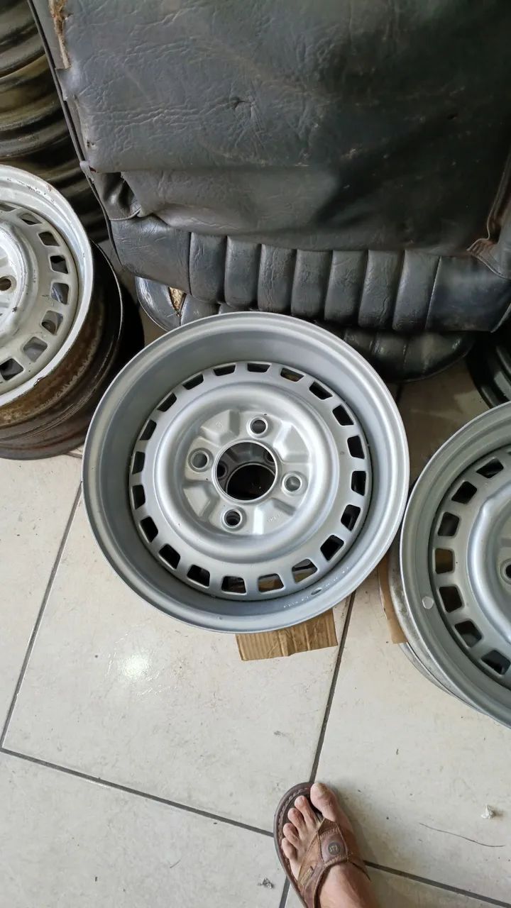 RODAS 4 FUROS ARO 15 TALA LARGA PRO FUSCA BRASÍLIA VARIANT BUG BAJA 