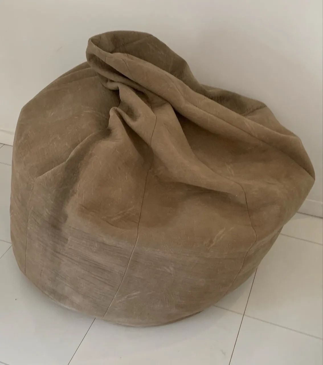 Fluffy pouf64169311640321123