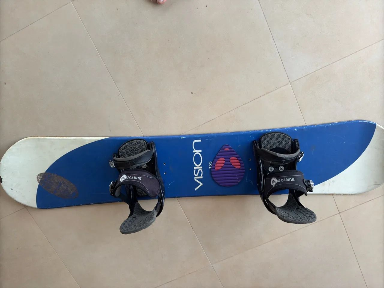 Prancha snowboard 1,58 marca vision + fixação Burton - Foto 5