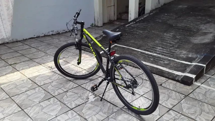 Bicicleta  aro 29 nova com 21 marcha - Foto 3