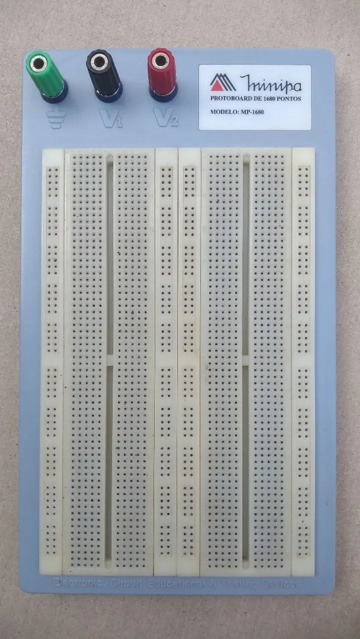 Protoboard Minipa 1680 Pontos para Projetos Eletrônicos