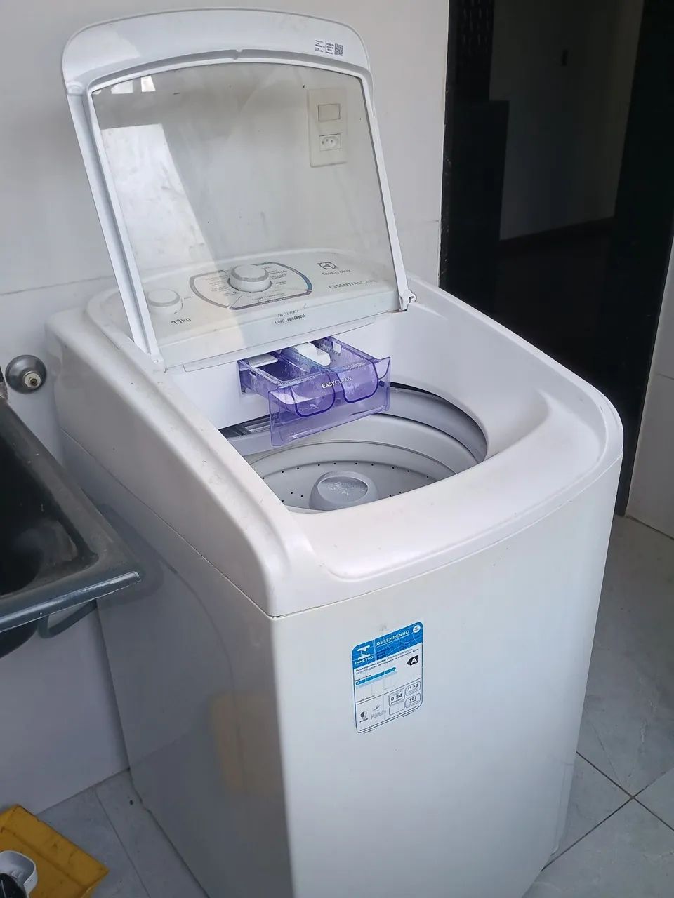 Máquina de Lavar Roupa Electrolux 11kg