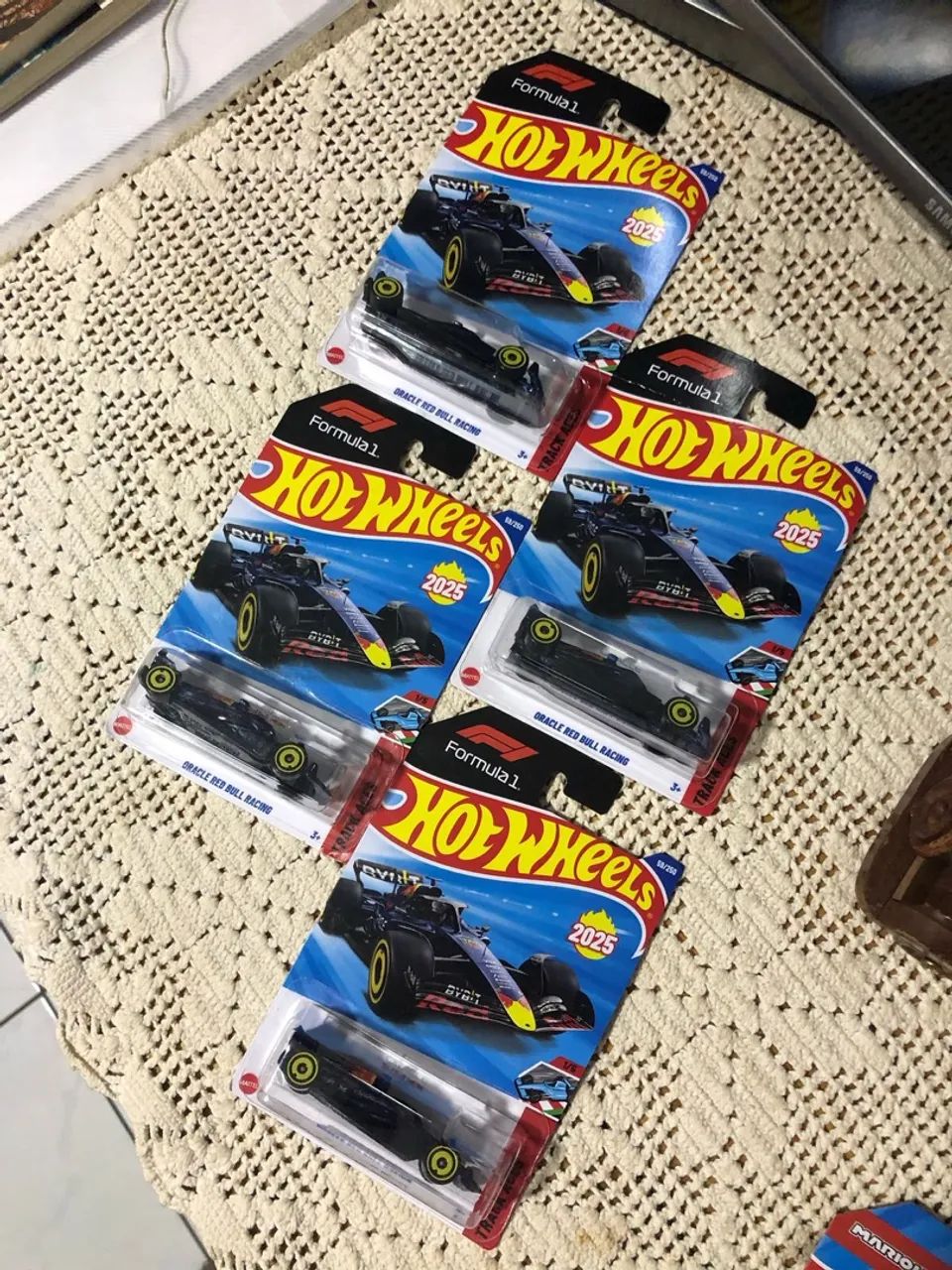 Hot Wheels Formula 1 Oracle Red Bull Racing 2025 FRETE PELO COMPRADOR (VALOR UNITÁRIO) - Foto 2