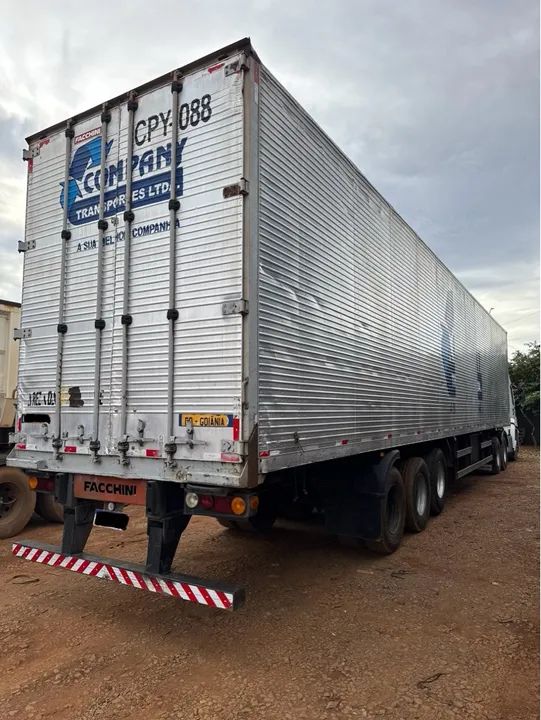 VW 25390 Constelattion 2013 Carreta Baú 30 Paletes 2011 OPORTUNIDADE - Foto 6