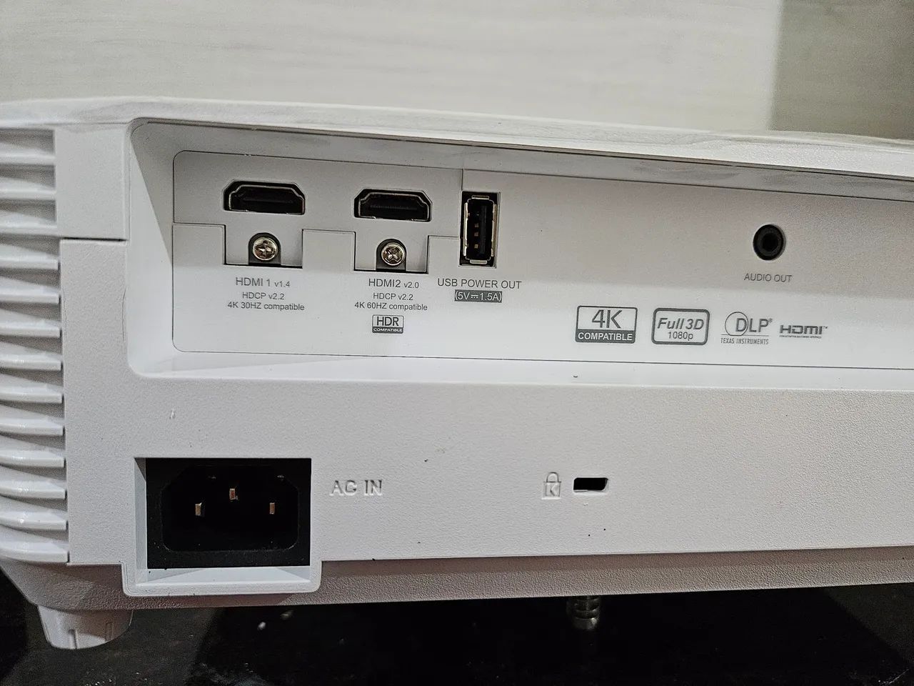 PROJETOR E TELÃO AUTOMÁTICO 100" POLEGADAS  - Foto 4