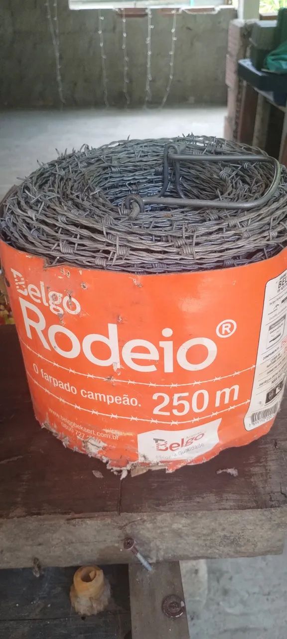 Arame farpado