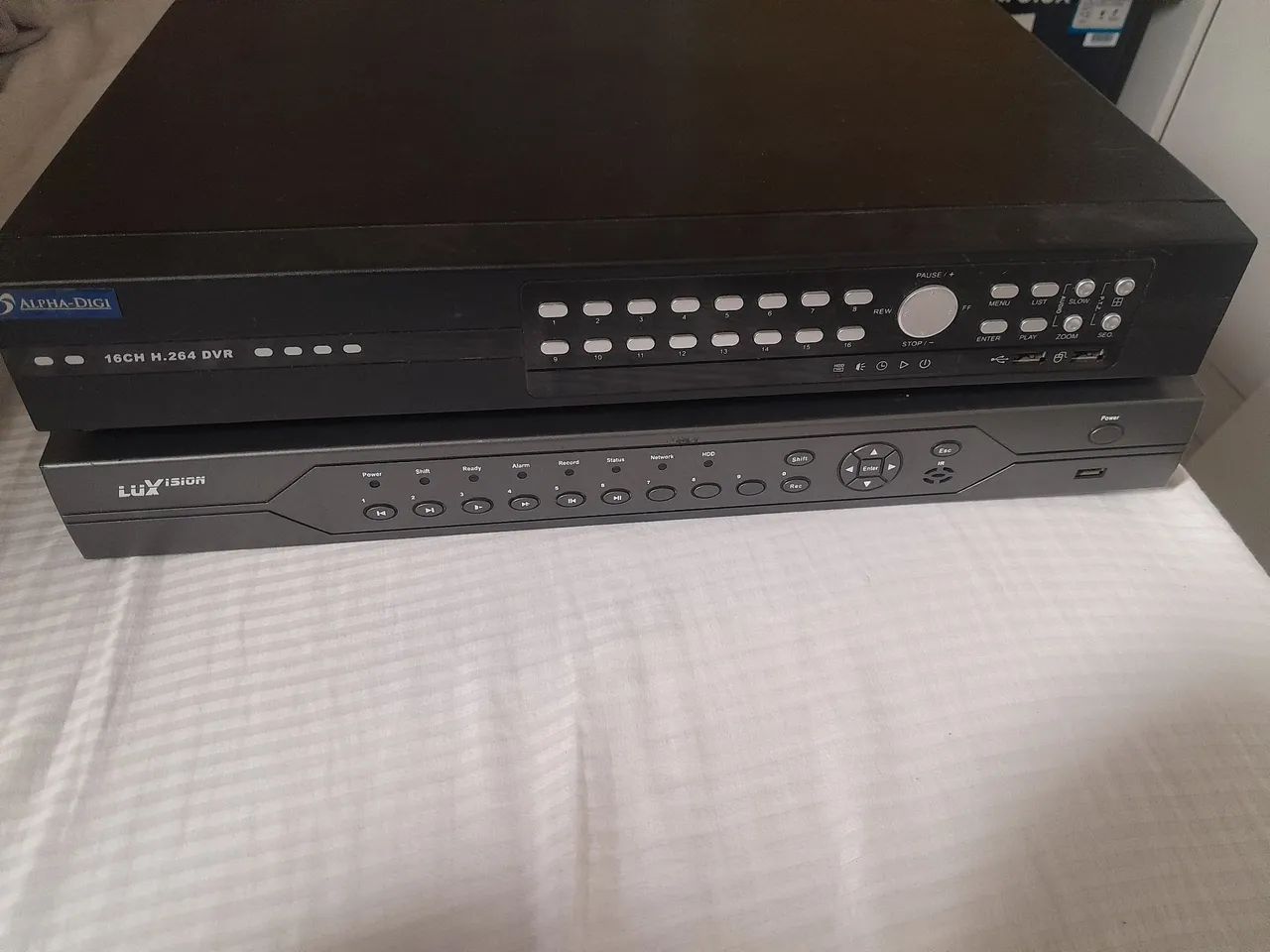 Dvrs  luxvision e Alpha dig 