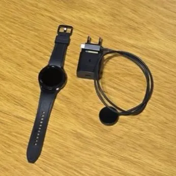 Galaxy Watch 6 Classic - (Venda somente pelo App OLX)