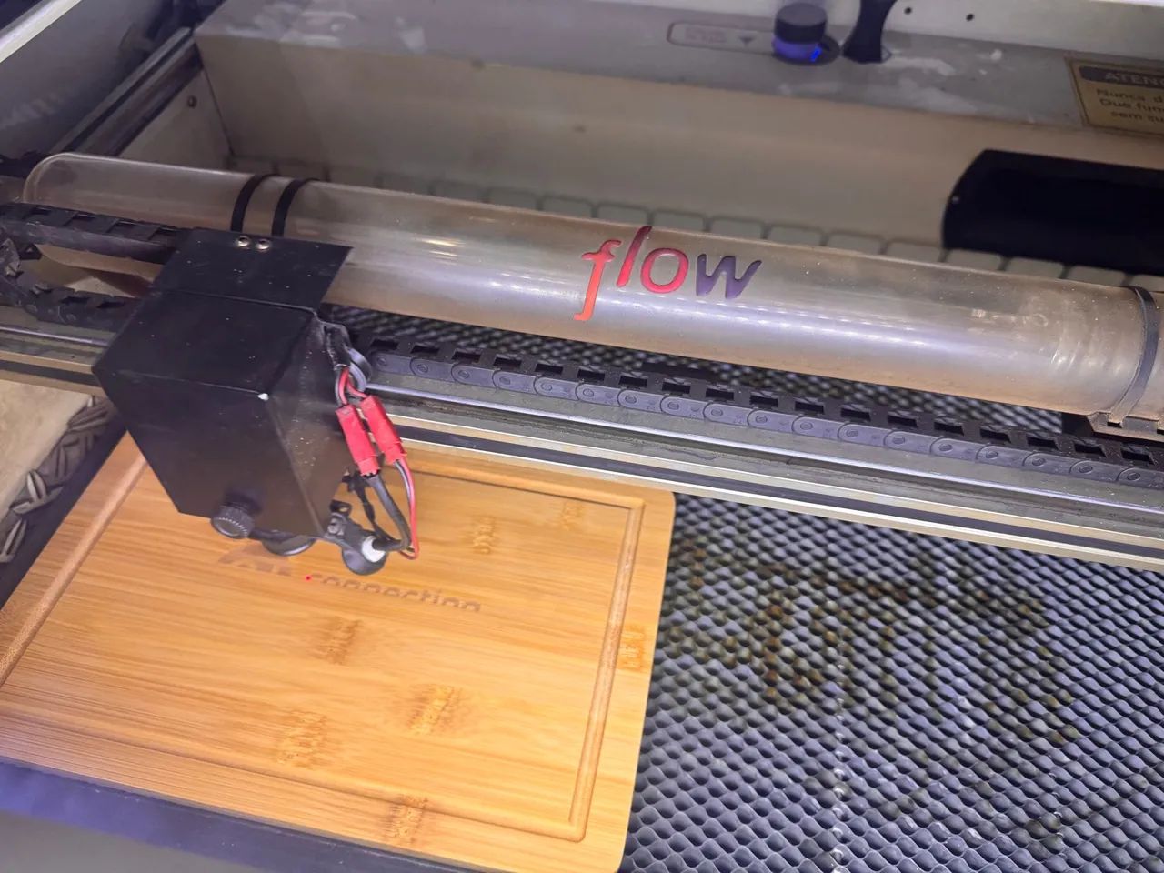 Máquina de corte a laser Due laser 40w 