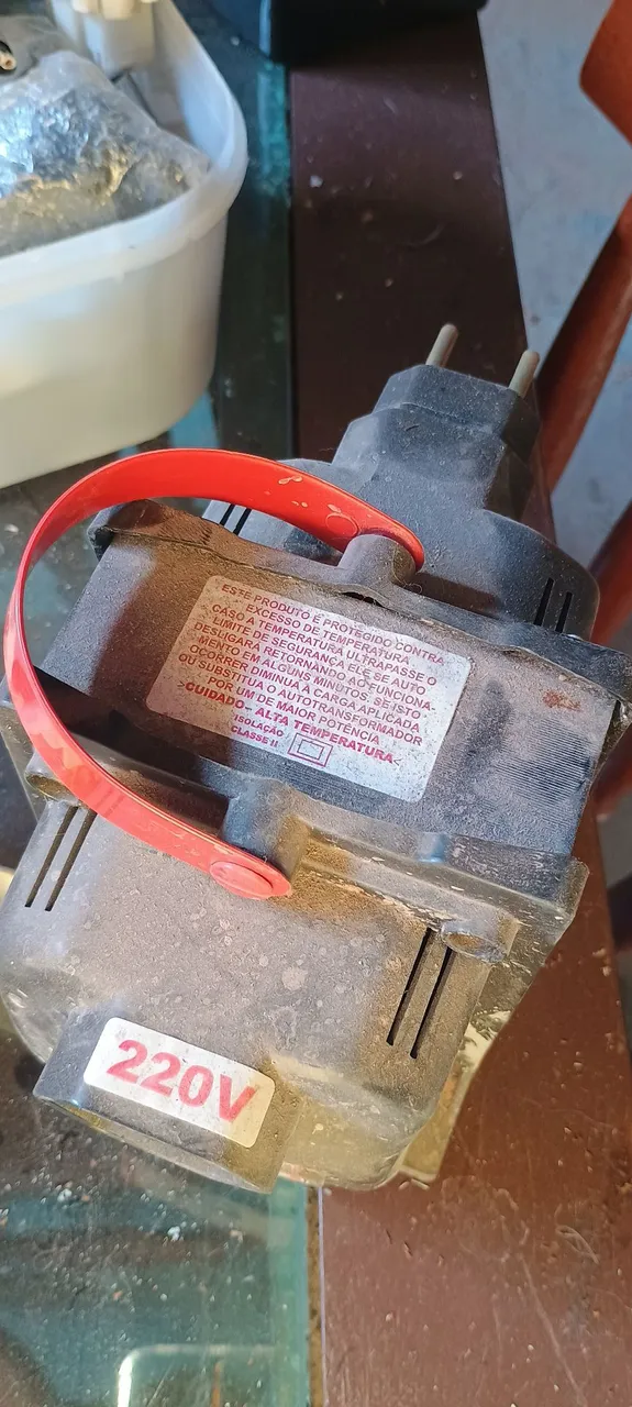 Transformador 220V para 110v