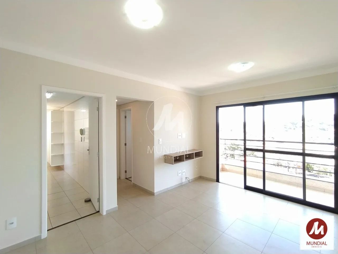 Apartamento (tipo - padrao) 1 dormitórios, cozinha planejada, portaria 24hs, elevador, em 