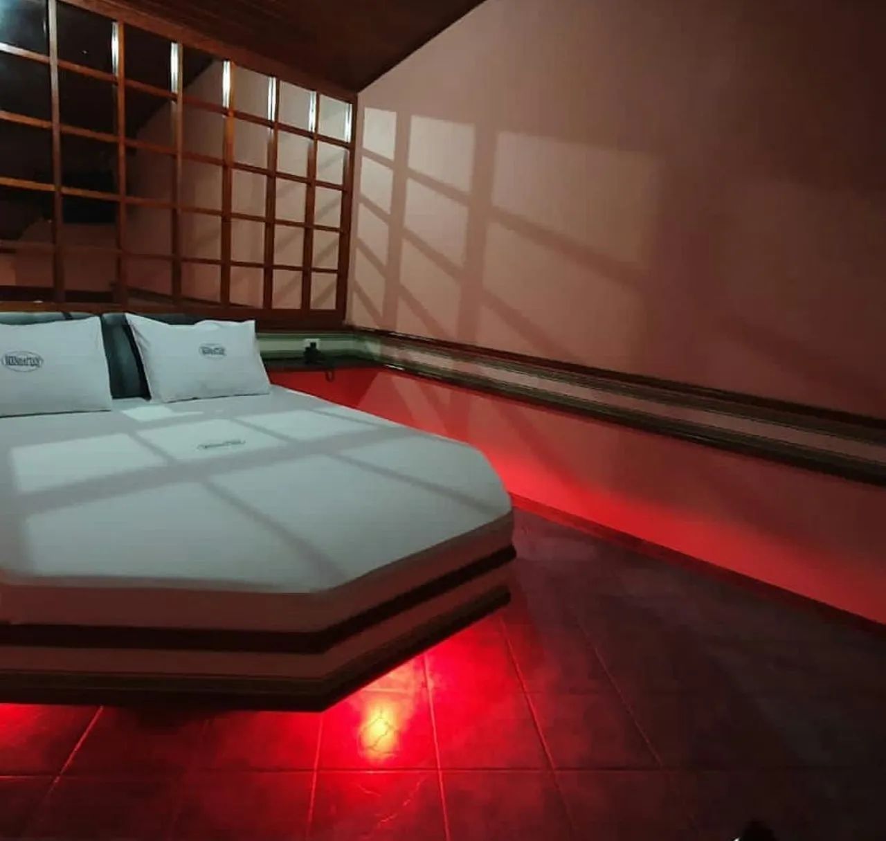 Alugo Motel Alto Padrão  - Foto 15