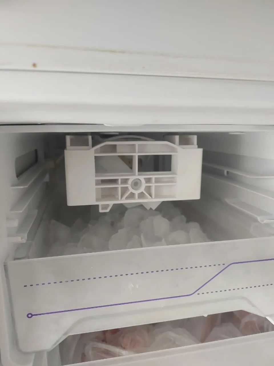 Geladeira Electrolux modelo DM83X Frost Free 579 litros - Foto 3
