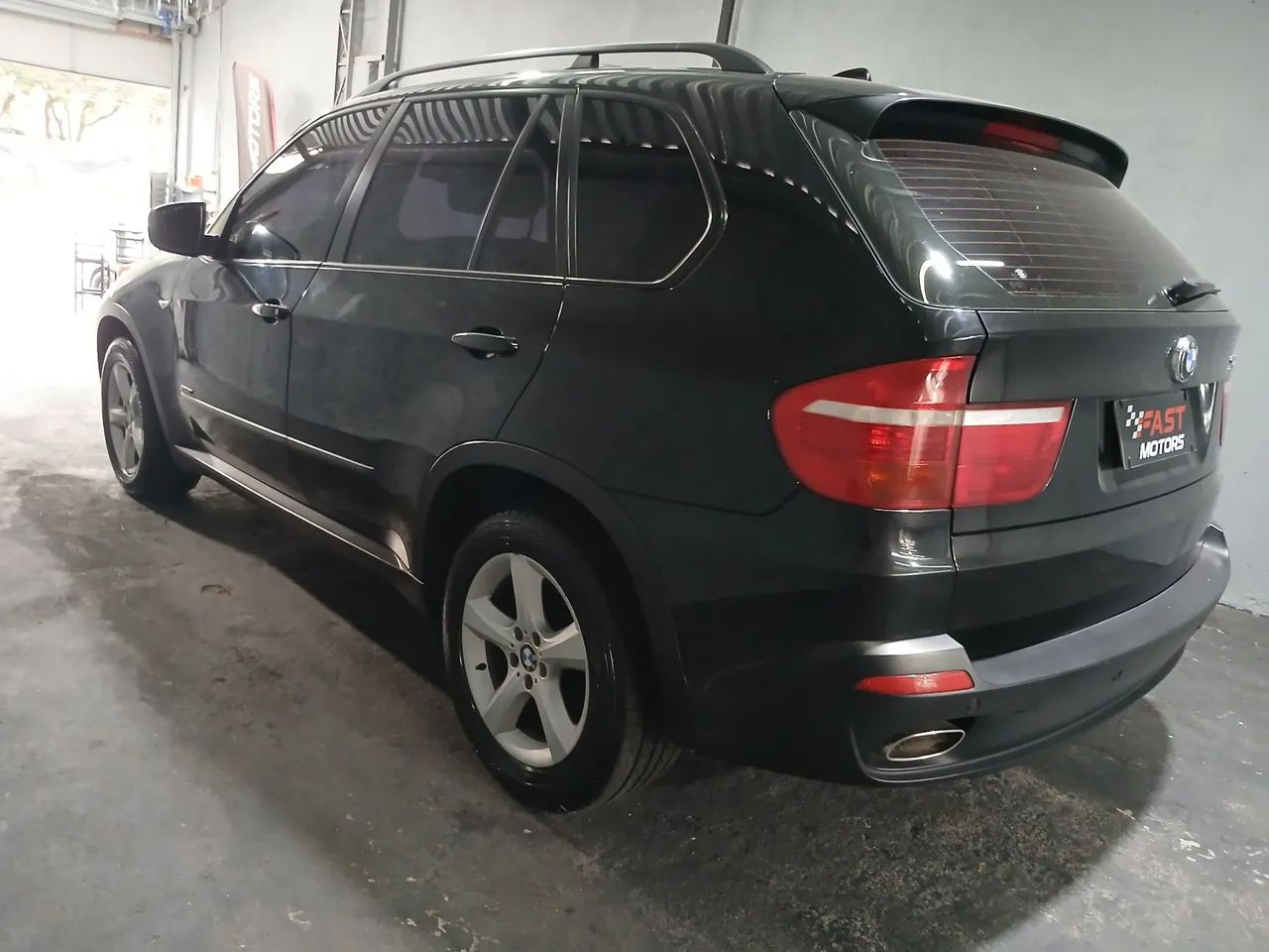 BMW X5 3.0 Si 4x4 24v ano 2008 - Foto 4