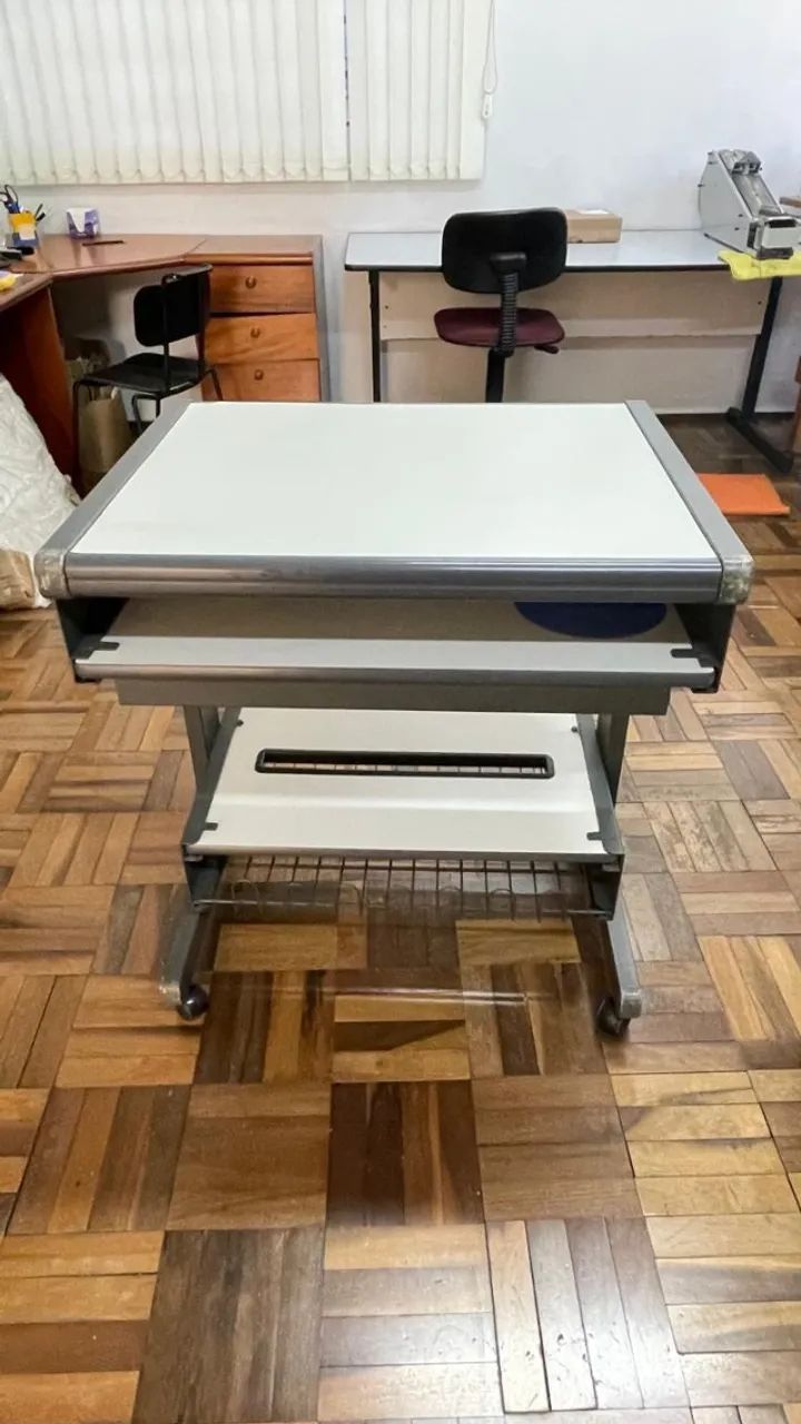Mesa para Computador e Impressora - Foto 4