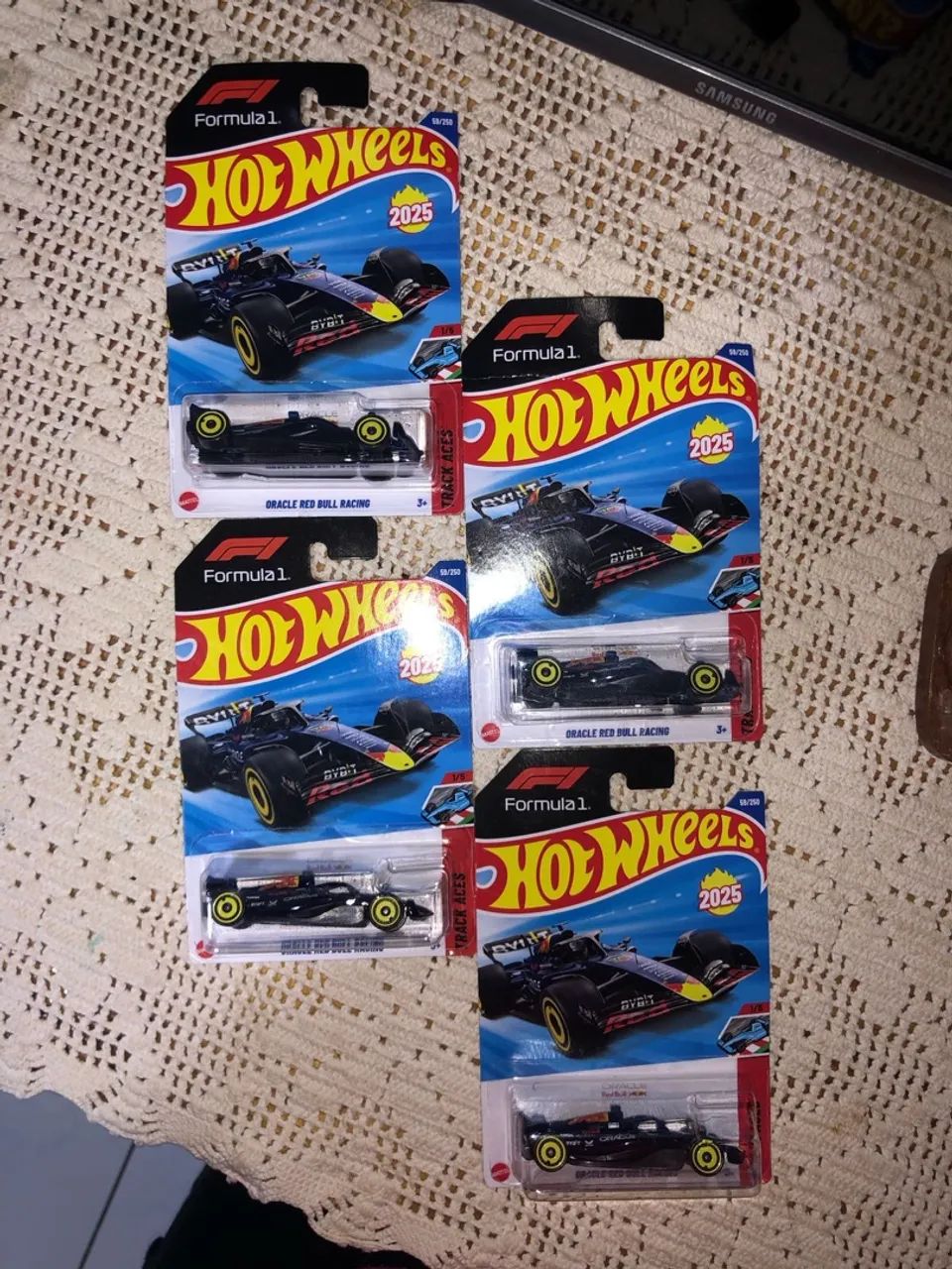 Hot Wheels Formula 1 Oracle Red Bull Racing 2025 FRETE PELO COMPRADOR (VALOR UNITÁRIO)