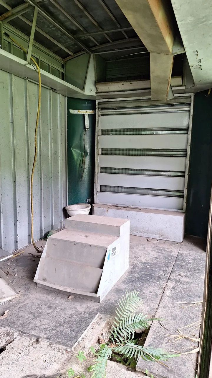 Banca de jornais e revistas grande modelo belo horizonte,  com duas portas de enrolar . - Foto 6