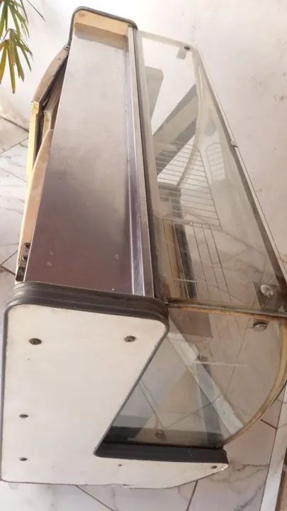 Balcão refrigerado gelando - Foto 6