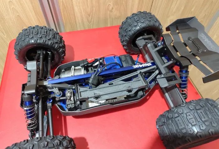 Traxxas Sledge Belted Vxl 6s 1/8 - Foto 3