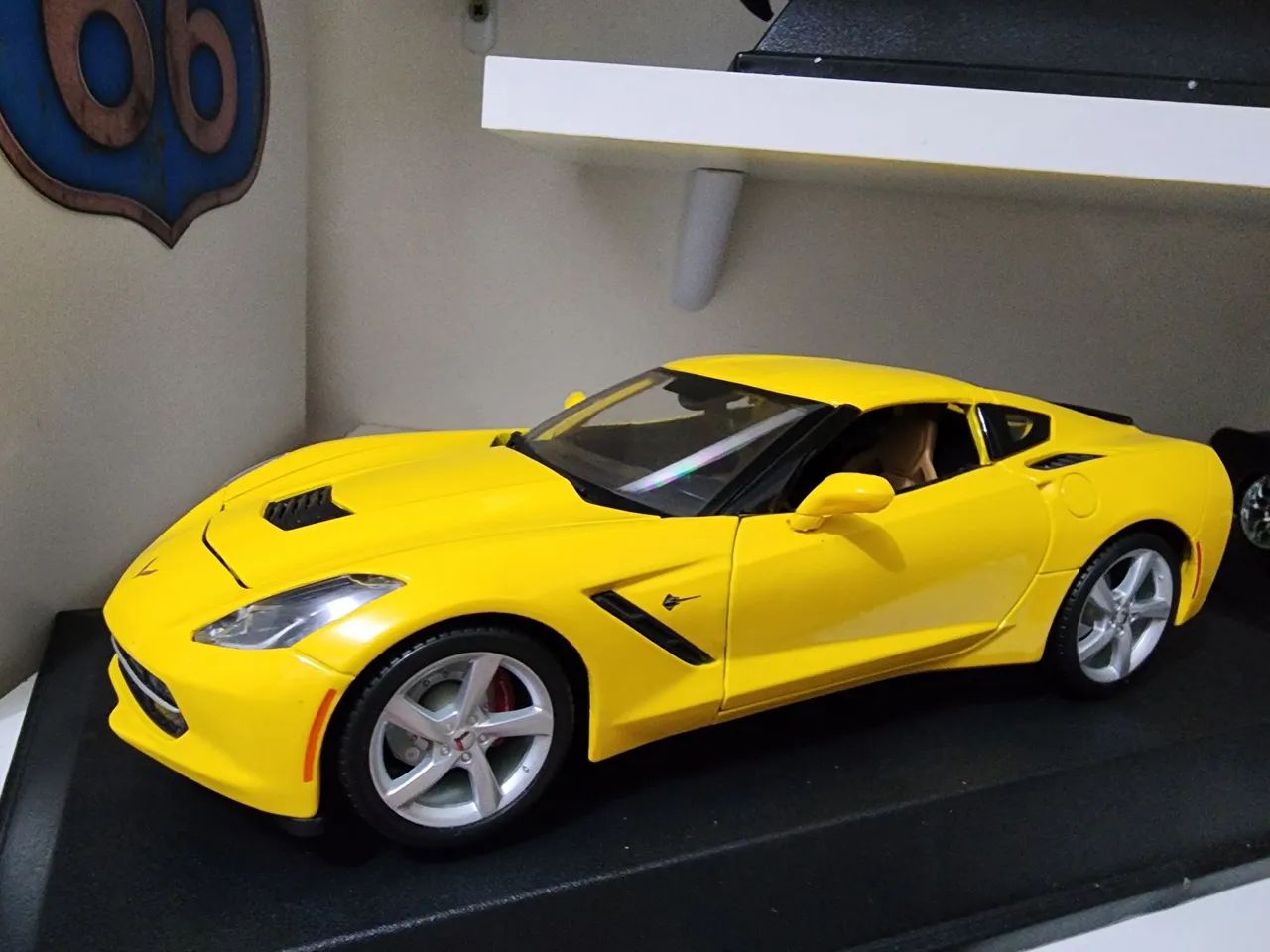 Corvette C7 - Escala 1:18  - Foto 3