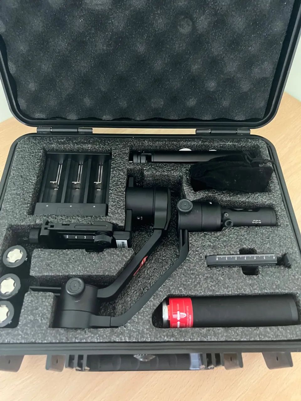 Estabilizador Gimbal Profissional - Perfeito para vídeos!