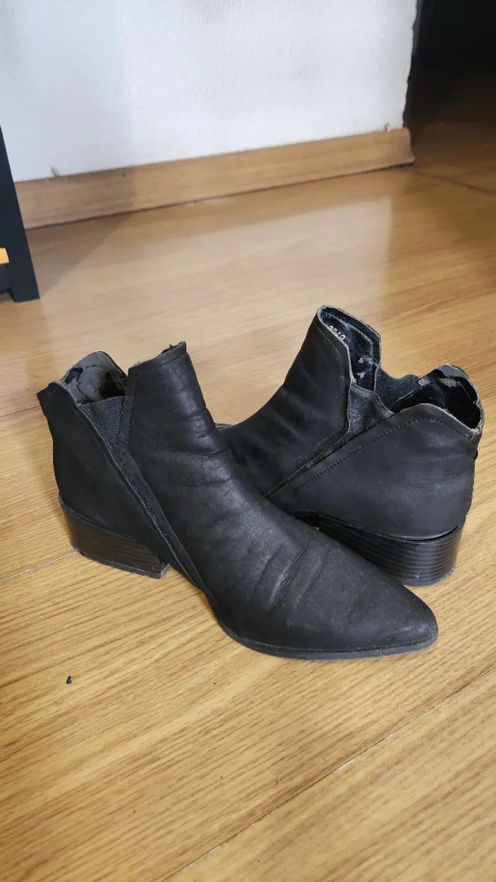 Lindíssima Bota,Sapato e Sandália.