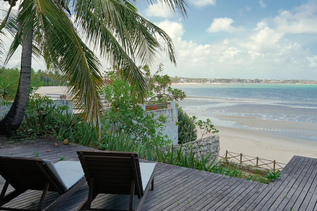 Casa praiana na beira-mar de Porto Mirim