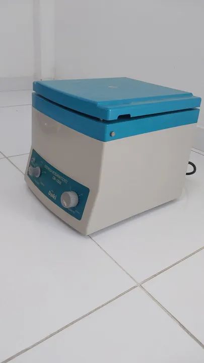 Centrífuga Microhematócrito Daiko CM-12000 - Foto 3