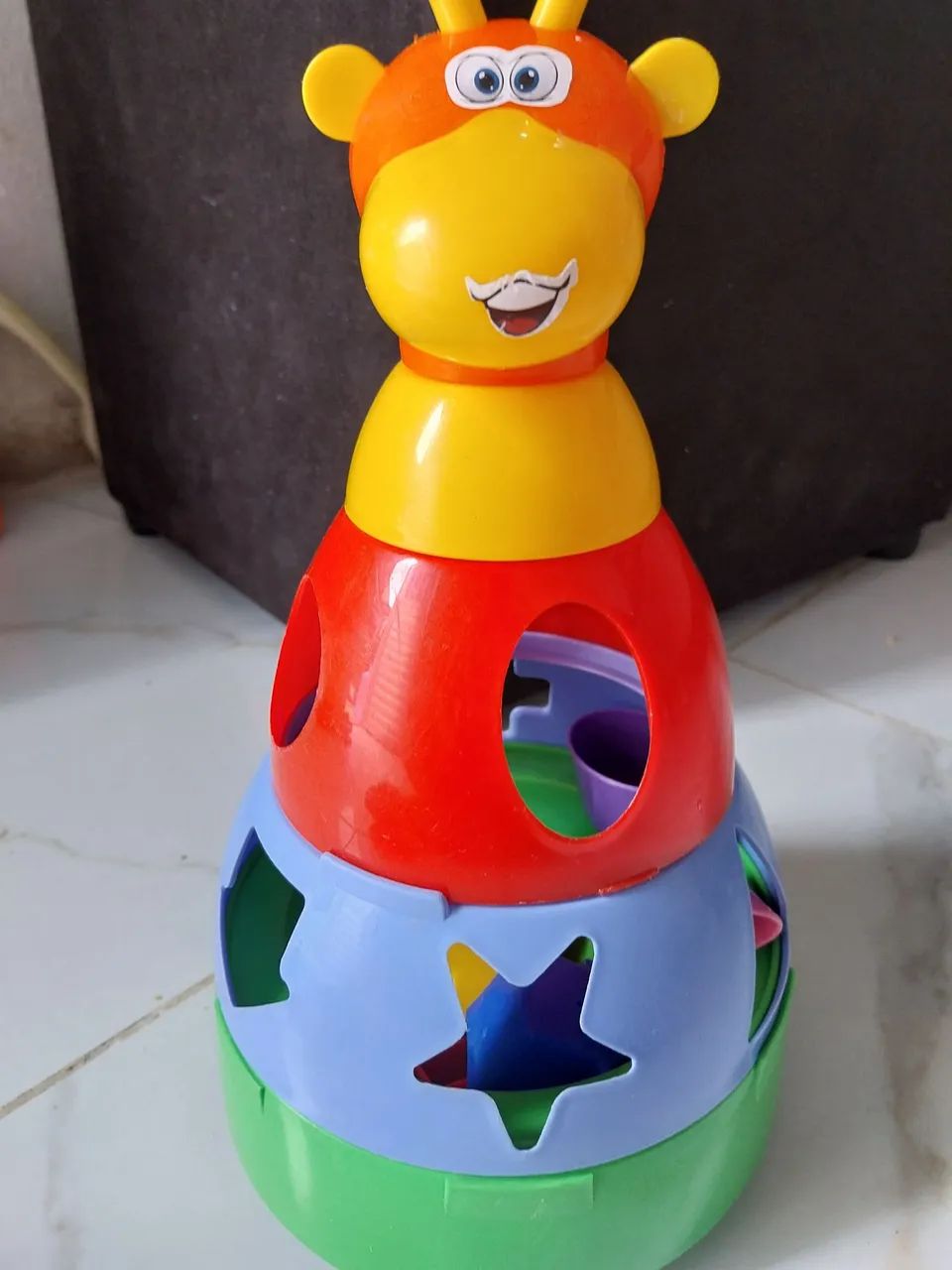 Brinquedo Empilhadinho Girafa - Diversão para Bebês!