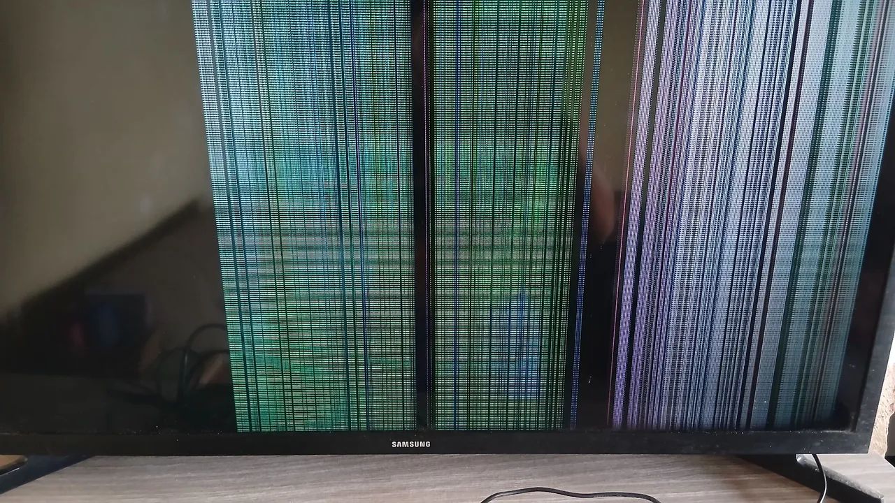 Tv Samsung 32' (com defeito)