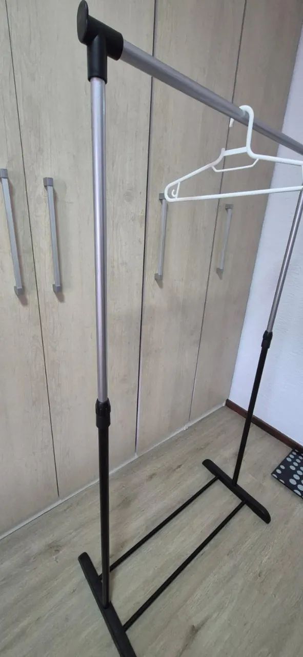 Arara de roupas - Foto 3