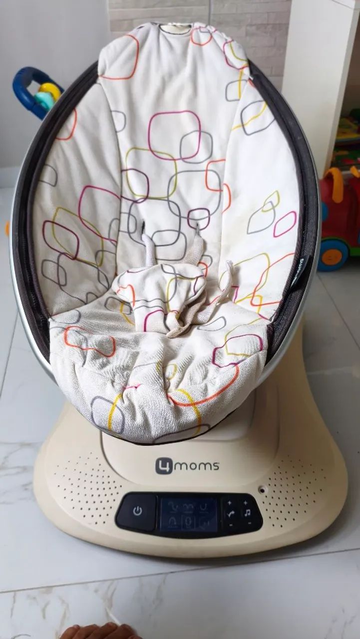 Cadeira de descanso e balanço 4moms