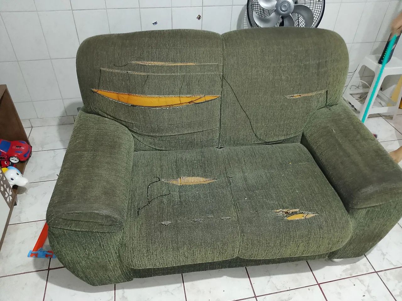 Sofá usado65115872292611120