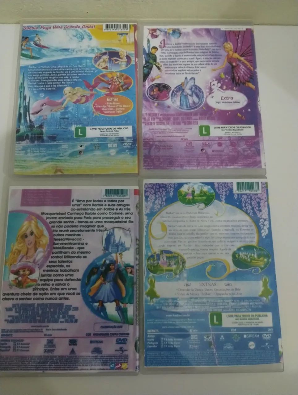 Lote com 4 DVDS da Barbie em ótimo estado, mas não são originais. - Foto 2
