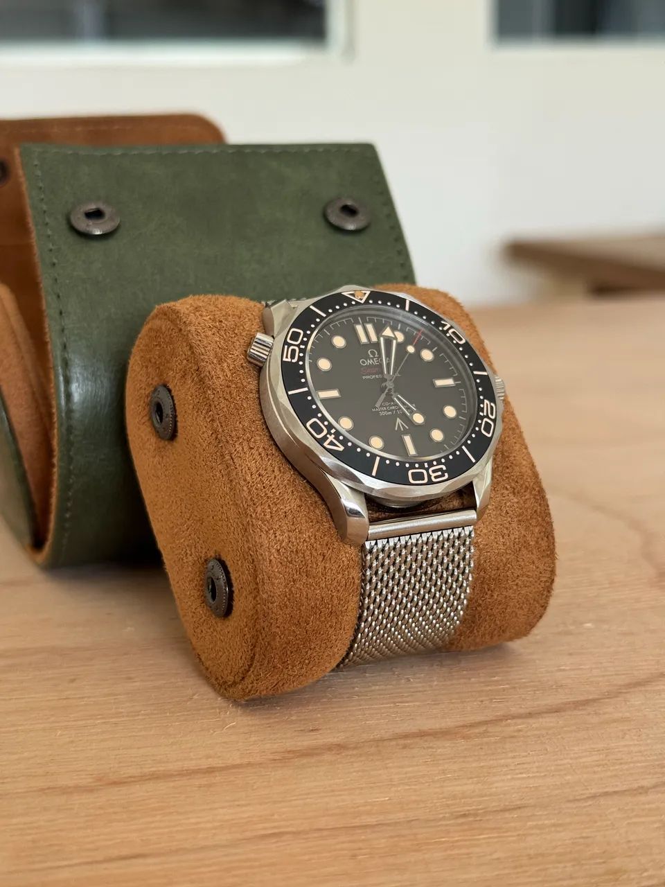 Omega 007