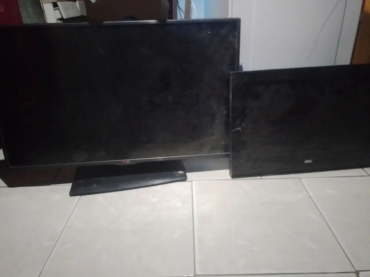 TV usadas para Tirar peças 34 é 50 polegadas 