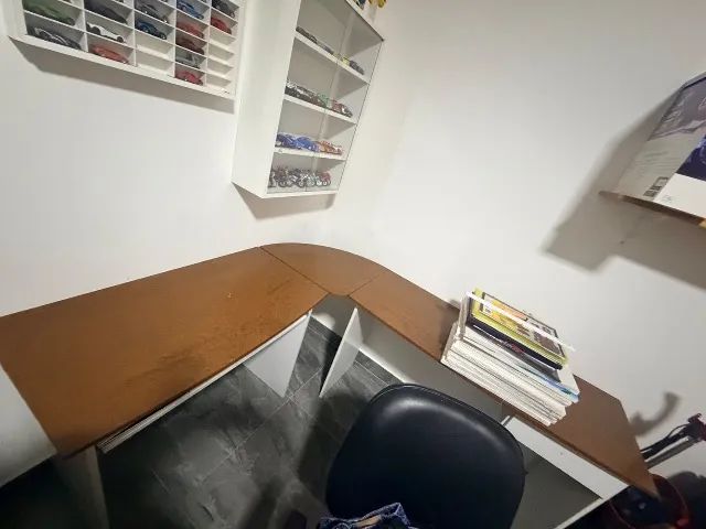 Mesa de trabalho/computador - Foto 3