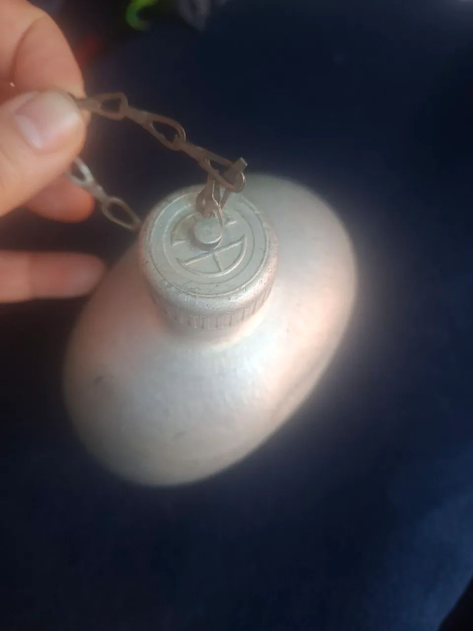 Cantil antigo de alumínio espesso - Foto 2