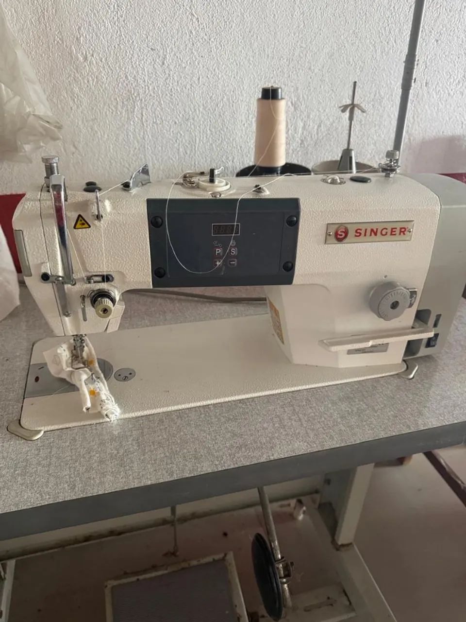 Máquina de costura - Foto 2