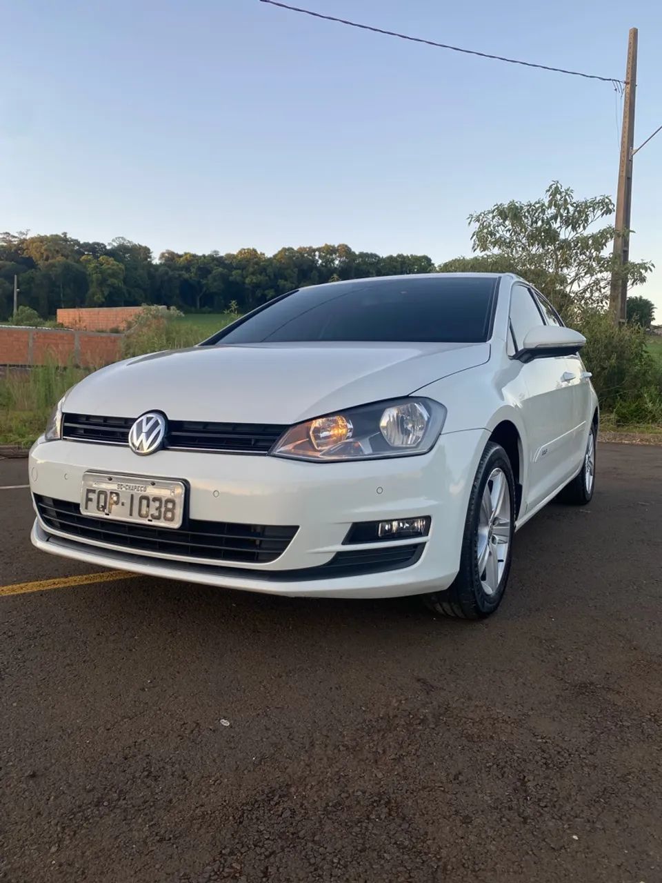 Volkswagen Golf Golf Comfortline 1.4 TSI 140cv Mec. 2014