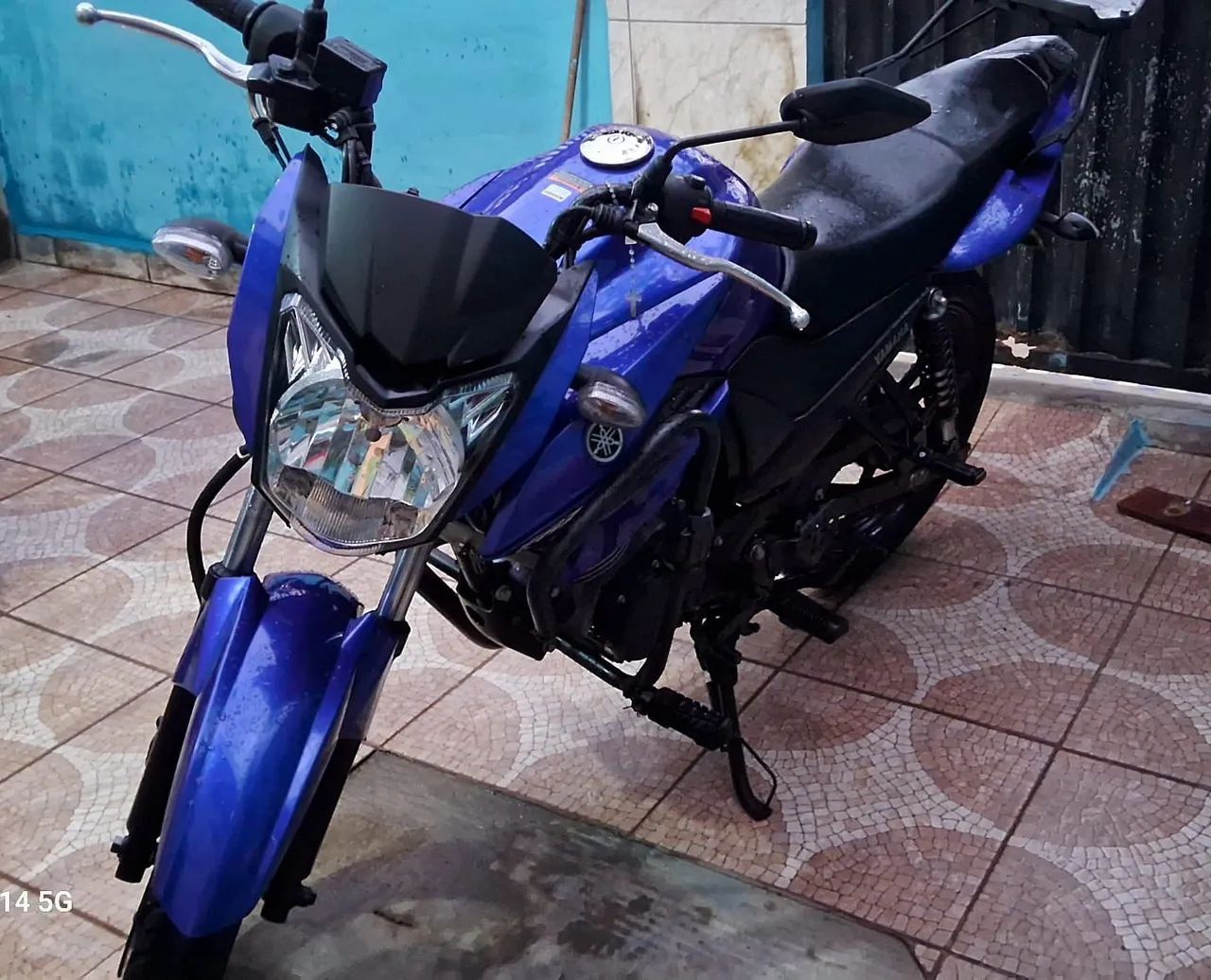 Fazer 150 flex, 5mil km semi nova. - Foto 4