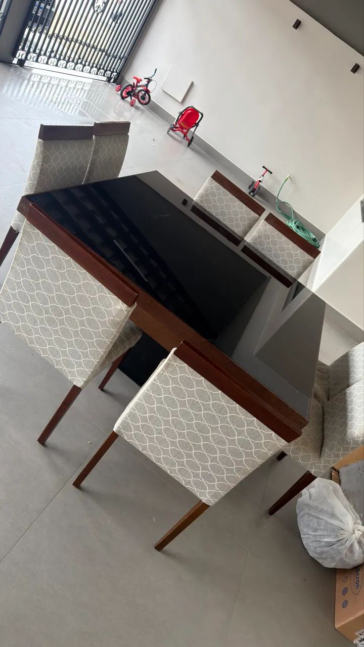 Mesa de 8 lugares com cadeiras  - Foto 5